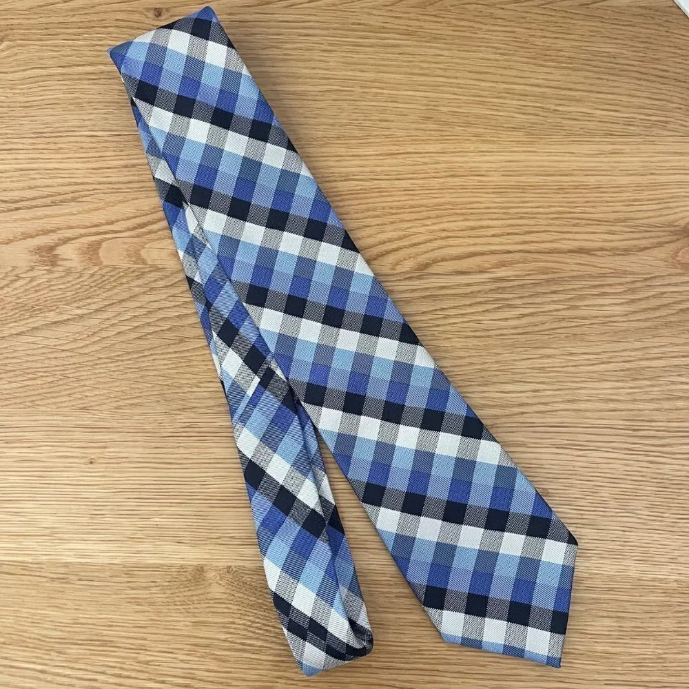 Lord & Taylor The Men's Shop Vintage Plaid 100% Silk Tie